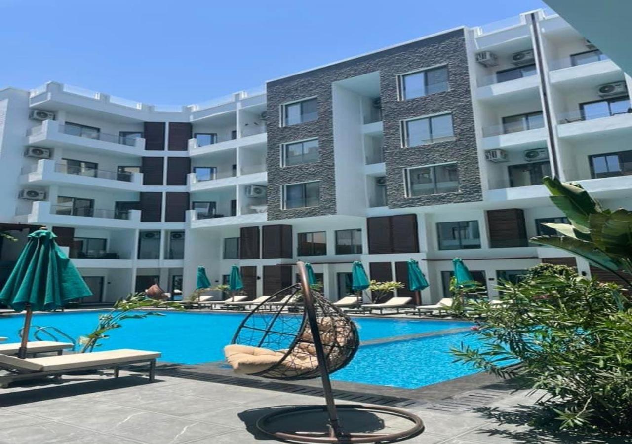 Sanctuary Sunlit Hurghada Haven With 4 Pools, Rooftop Sunsets & Gourmet Bites Steps Away 外观 照片